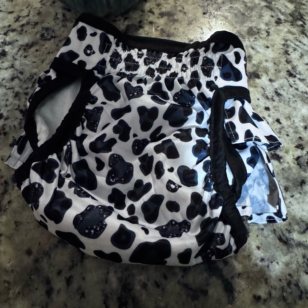 Black and White Animal Print Doggy Diaper Cover for girls 🐾🦮 Never Been Used